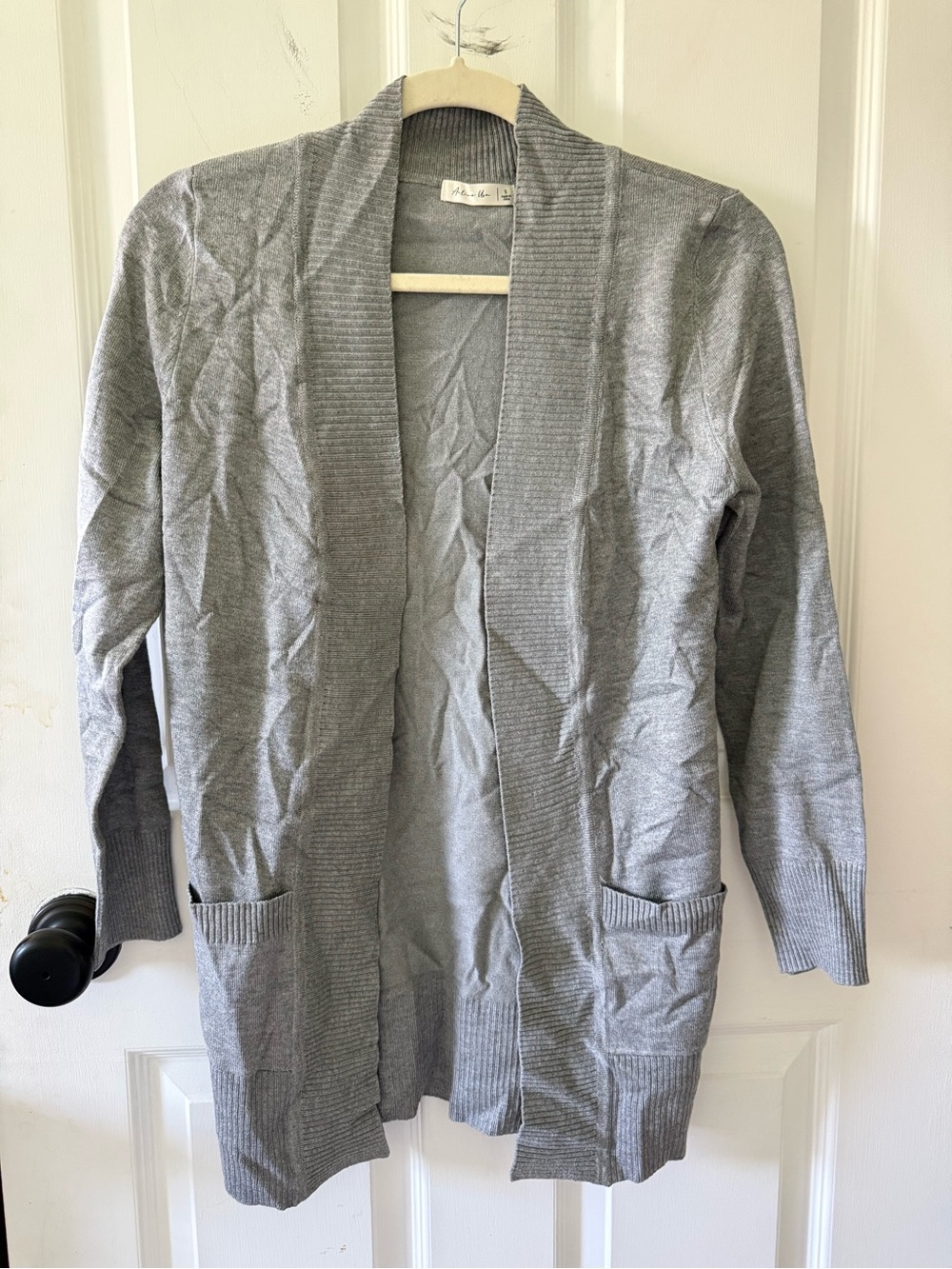 Light Gray Open-Front Cardigan with Pockets